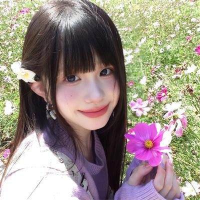 独家爆料：国民男神机场牵手女助理，后援会发声明，短时间内